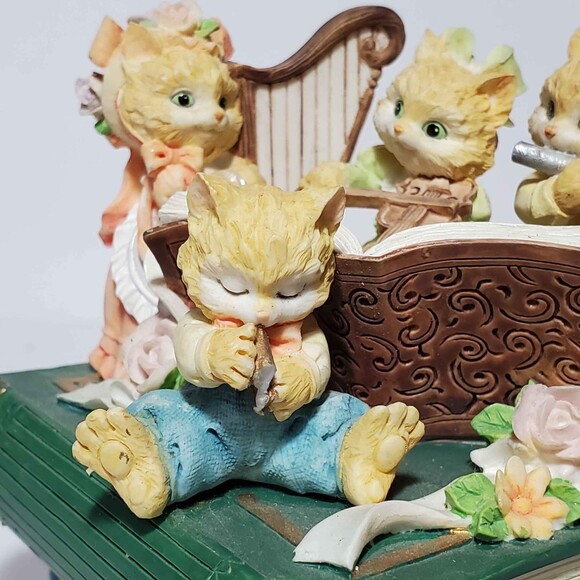 Music Box Cats on Books Harp Flute Violin Kitty - Picture 2 of 9